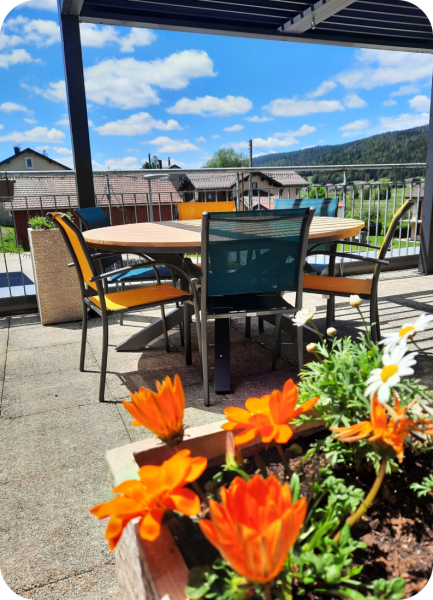 Le restaurant - Auberge Du VAL D’Amont - restaurant BOIS-D'AMONT - les rousses jura restaurant - cuisine jura