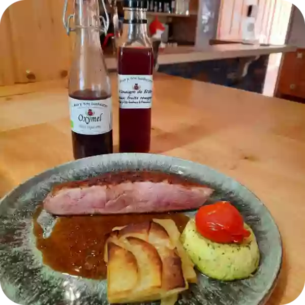Le restaurant - Auberge Du VAL D’Amont - restaurant BOIS-D'AMONT - les rousses jura restaurant - meilleur resto BOIS-D'AMONT